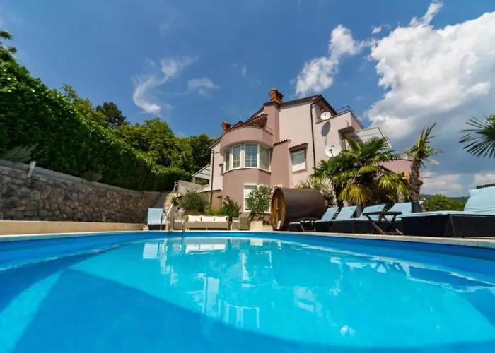 Two Bedroom With Sea View Opatija